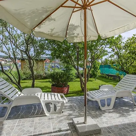 Rome - 70 M From Sea *